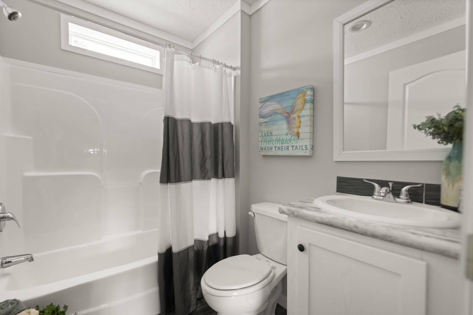 Bella 28483H, photograph 16