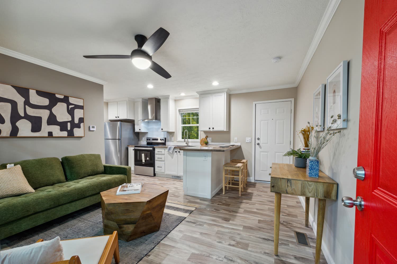 Blue Ridge Duplex, photograph 15
