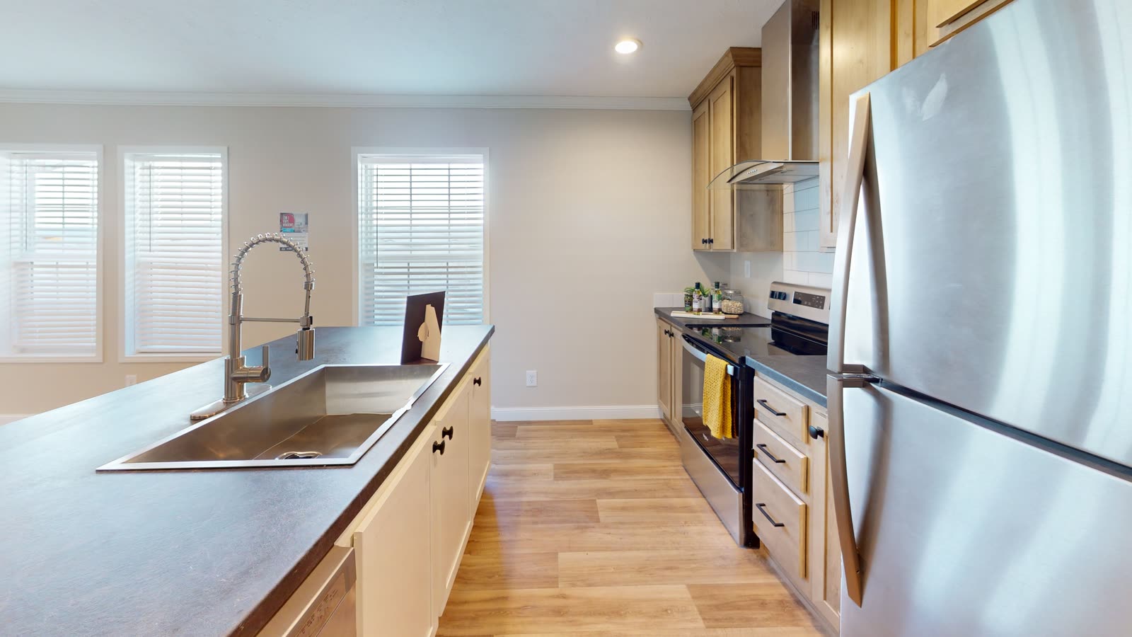 Cumberland Duplex, photograph 9