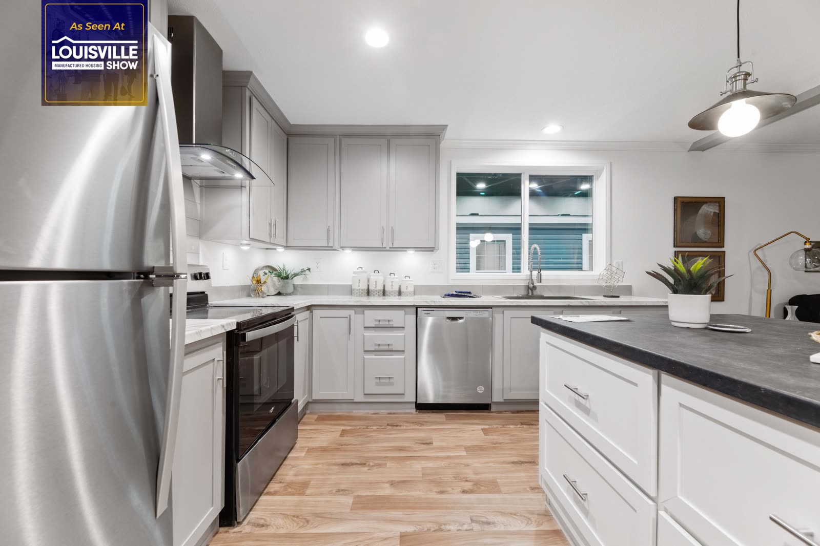 Palm Harbor 16763T, photograph 6